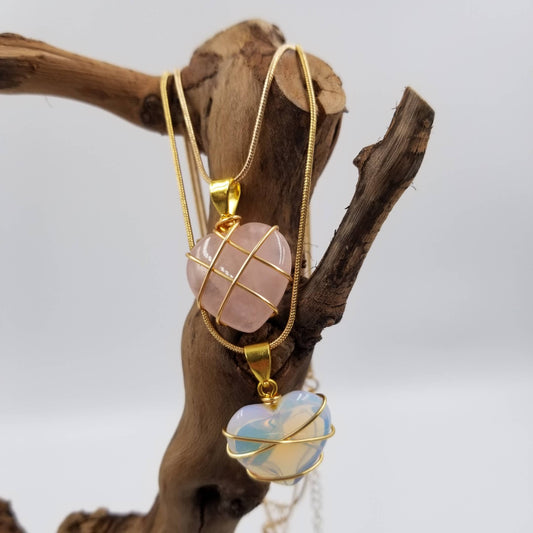 Valentine's Day Natural Crystal Heart Pendant Necklace